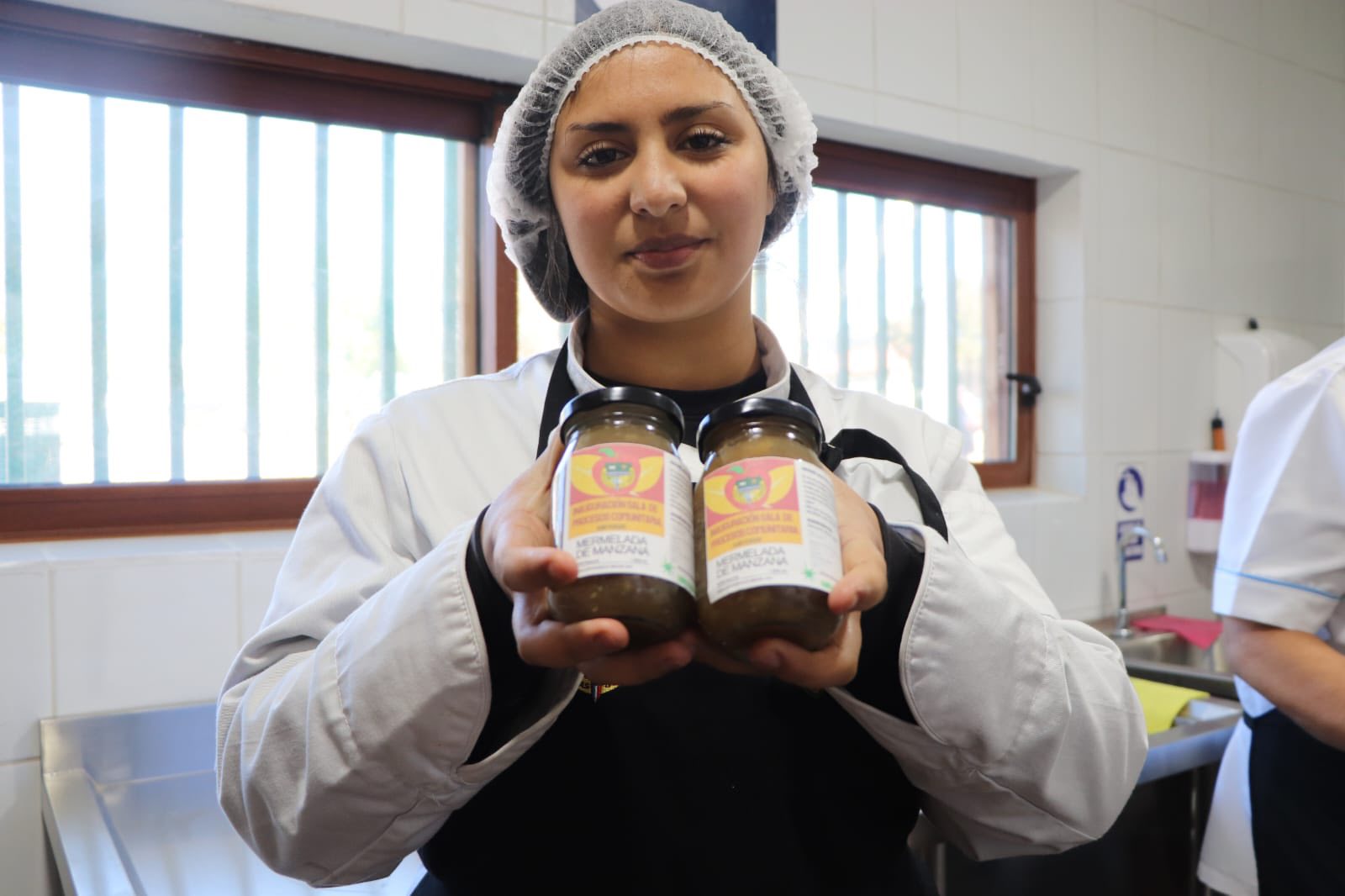 Emprendedores de Paredones cumplen el sueño de contar con sala de proceso comunitaria