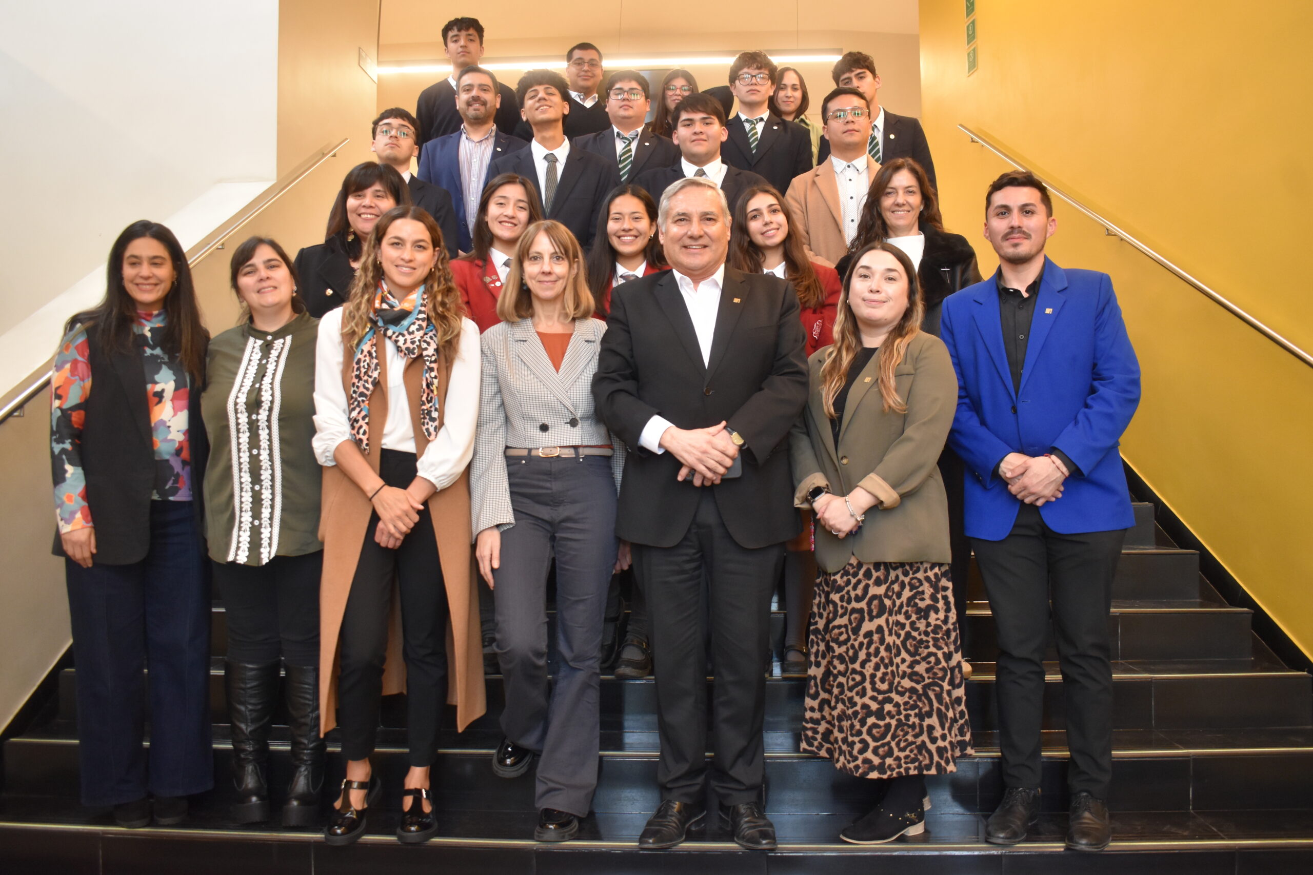 INACAP y Banco Central impulsan la educación financiera con semifinal de Olimpiadas Nacionales en Rancagua