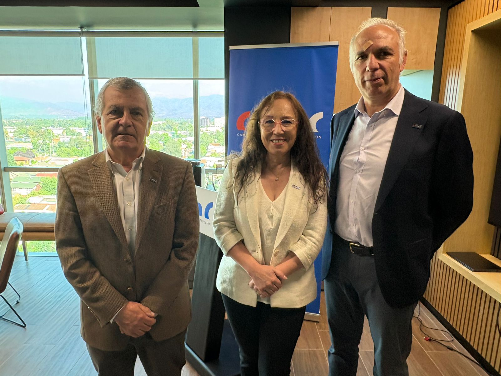 CChC O’Higgins recibió la actualización del informe macroeconómico MACh N°68