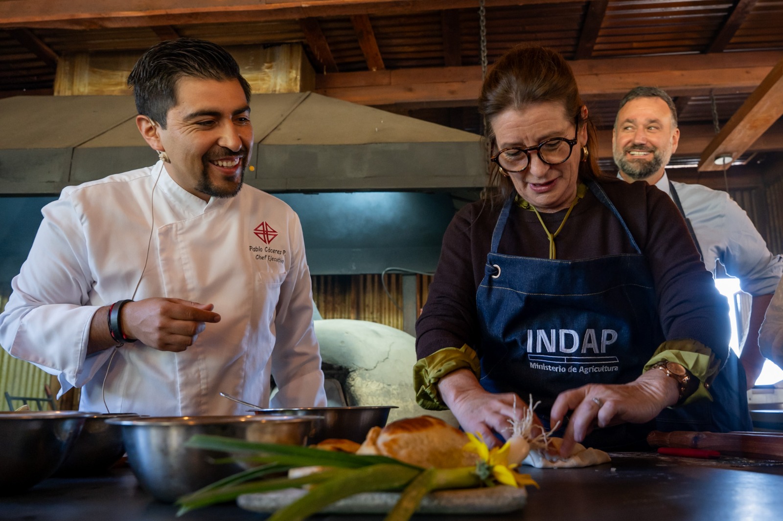 Viña VIK e INDAP celebraron el Día Nacional de la Cocina Chilena junto a productores campesinos